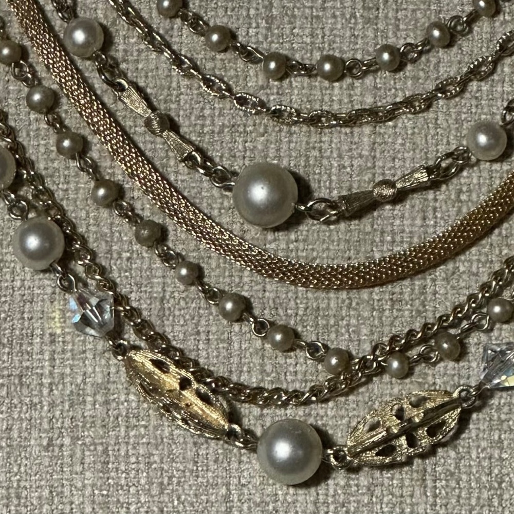 Vintage Gold-Tone 7-Strand Necklace with Prominent Pearls & Mesh Chain Detail